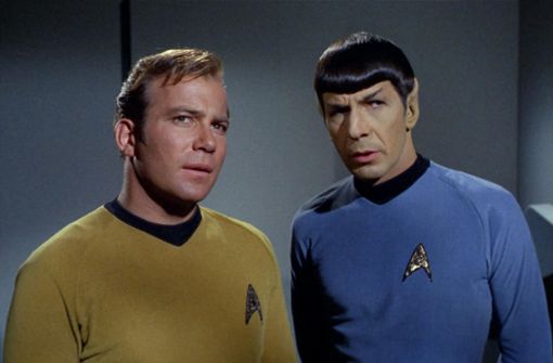 William Shatner als Captain Kirk (li.), Leonard Nimoy als Mr. Spock Foto: CBS