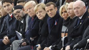 Die Staats- und Regierungschefs aus aller Welt haben sich in Paris versammelt. Darunter auch Angela Merkel und Donald Trump. Foto: AFP POOL