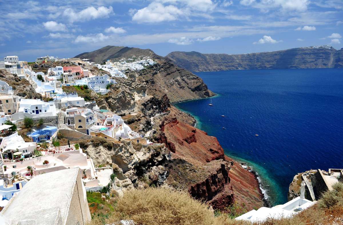 Für den Griechenland-Urlaub gibt es kaum noch Corona-Beschränkungen. Foto: IMAGO/YAY Images/IMAGO/FER737NG