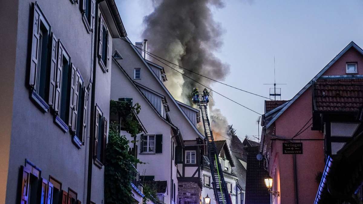 Feuer in Esslingen: Kerze soll   Brand in Fachwerkhaus ausgelöst haben