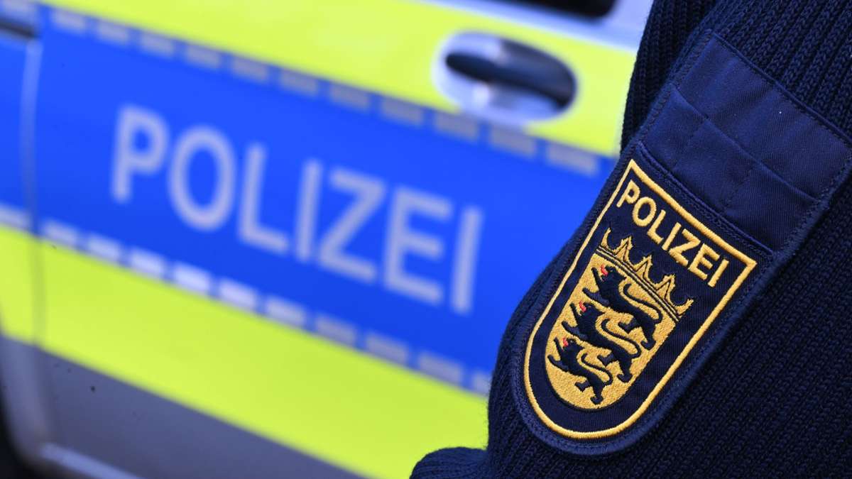 Incident in Stuttgart-Süd - | Jogger exposes himself to woman and ...
