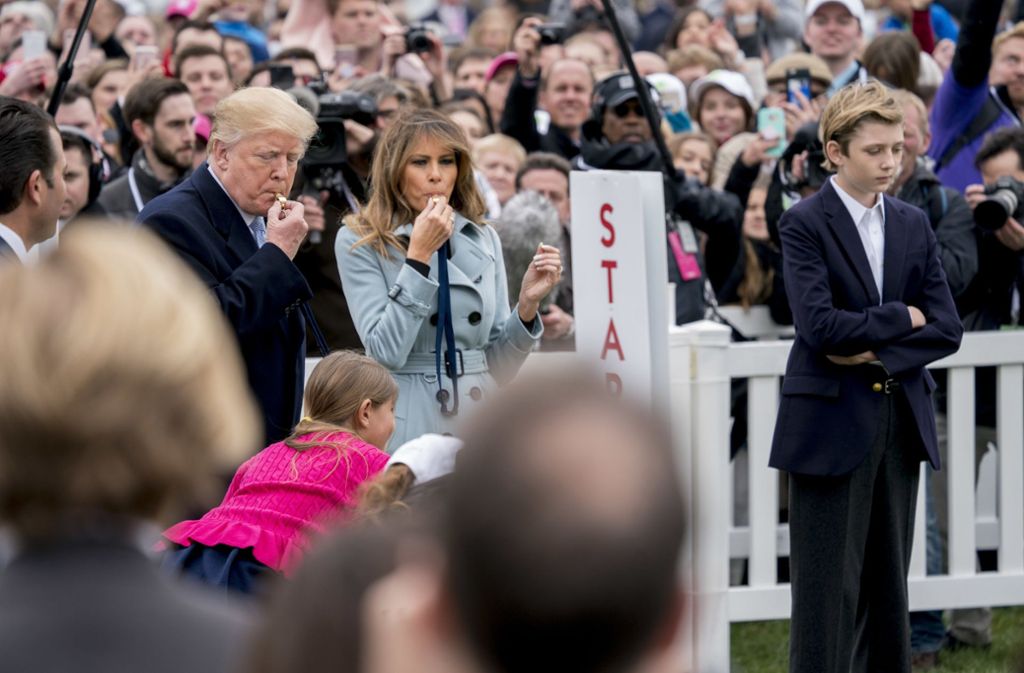 Donald und Melania Trump geben das Startsignal für die Kinder. Foto: AP