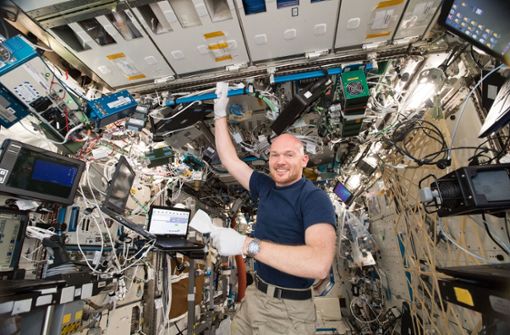 Auf Schatzsuche im Weltall: Alexander Gerst auf der ISS. Foto: Alexander Gerst/ESA