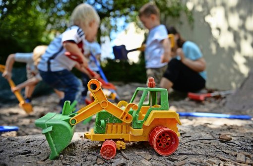 Die Betreuung in den Ludwigsburger Kindergärten wird aller Voraussicht nach  den Sommerferien teurer. Foto: dpa