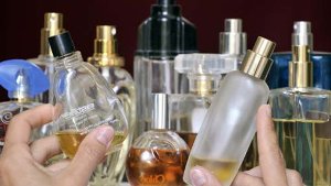 Ein 35-Jähriger soll am Dienstag in Ludwigsburg mehrere Parfum-Flacons gestohlen haben. Foto: dpa/Symbolbild