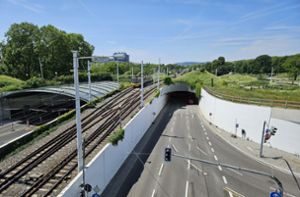 Feuerwehreinsatz in Stuttgart-Ost: Schwanenplatztunnel nach Unfall für eine Stunde gesperrt