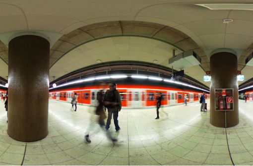 In der S-Bahn-Haltestelle Rotebühlplatz hätten im Ernstfall 4500 Stuttgarter Platz gefunden. Weitere Bilder aus Stuttgarts größtem Bunker zeigt die Fotostrecke. Foto: Jan Georg Plavec