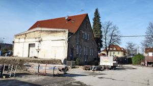 Das Gebäude, bislang von der Firma Paule genutzt, soll nach der endgültigen Unternehmensverlagerung abgerissen werden. Foto: Steegmüller