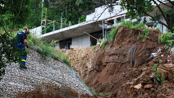 14 Häuser nach Erdrutsch geräumt