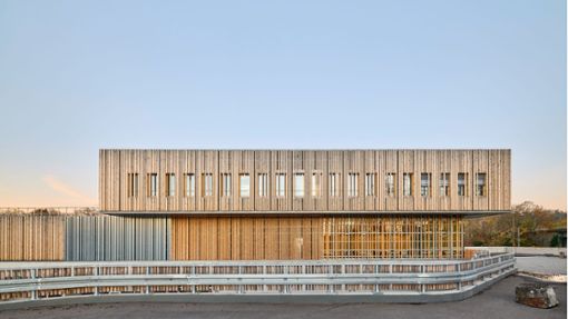 Betriebshof in Bad Cannstatt, entworfen von ASP Architekten aus Stuttgart. Holz und Recyclingbeton kamen zum Einsatz. Foto: /Zooey Braun