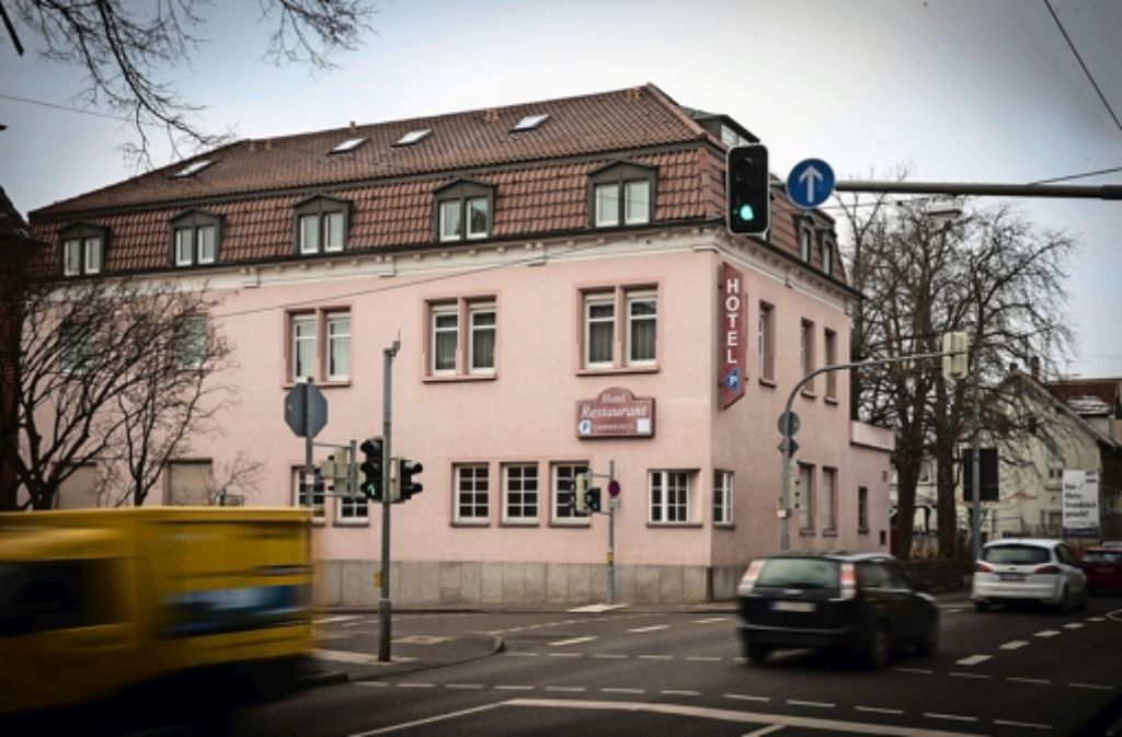 In dem ehemaligen Hotel Gambrinus in der Möhringer Landstraße in Vaihingen will das Jugendamt künftig 28 jugendliche Flüchtlinge unterbringen Foto: Lichtgut/Achim Zweygarth