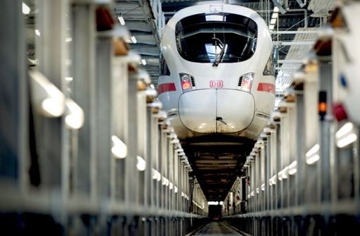 Bei der Bahntechnikfusion  würden auch die Hochgeschwindigkeitszüge ICE und TGV  unter ein  Dach kommen. Foto: dpa