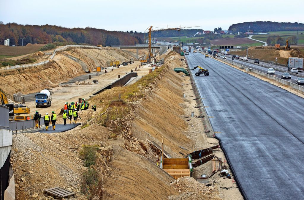 Auch die Autobahn ist derzeit eine Baustelle – sie wird verbreitert.