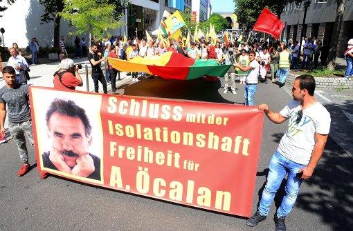Die Demonstration von Kurden in der Stuttgarter Innenstadt ... Foto: 7aktuell.de/
