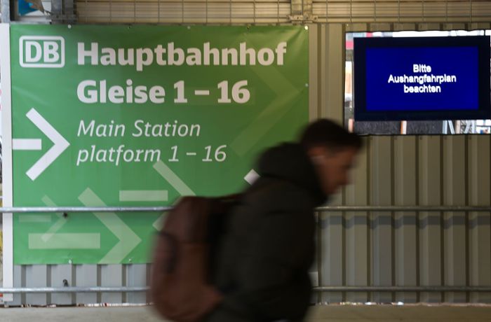 Bau von Stuttgart 21: Bahn verspricht Abhilfe bei den langen Wegen am Hauptbahnhof