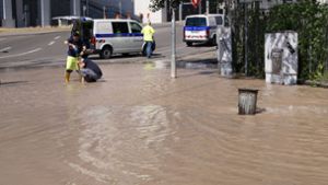 Wasserrohrbruch sorgt für Straßensperrung