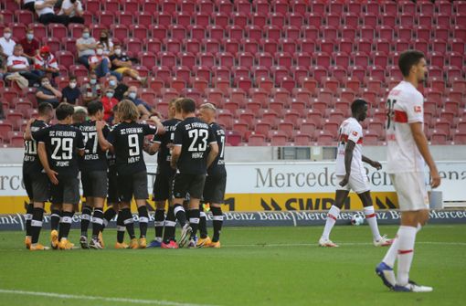 Pleite im ersten Spiel: Der VfB Stuttgart verliert zuhause gegen den SC Freiburg. Foto: Pressefoto Baumann/Hansjürgen Britsch