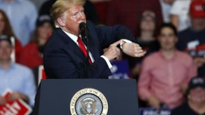 Mehrere US-Sender haben einen Wahlkampfspot von US-Präsident Donald Trump aus dem Programm genommen. Foto: AP