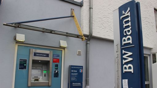 Mittlerweile geschlossener Geldautomat der BW-Bank in Riedenberg Foto: Caroline Holowiecki