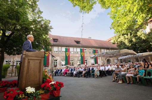 Neben Esslingens  Oberbürgermeister Jürgen Zieger spricht am Schwörtag für gewöhnlich noch ein prominenter Gastredner. 2020 fällt die Traditionsveranstaltung aus. Foto: Michael Steinert