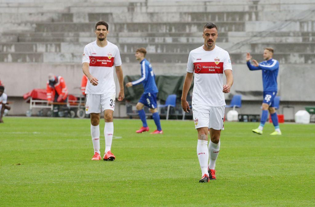 Der VfB Stuttgart hat das Derby in Baden verloren – und zeigte beim 1:2 (1:1) streckenweise eine enttäuschende Leistung.