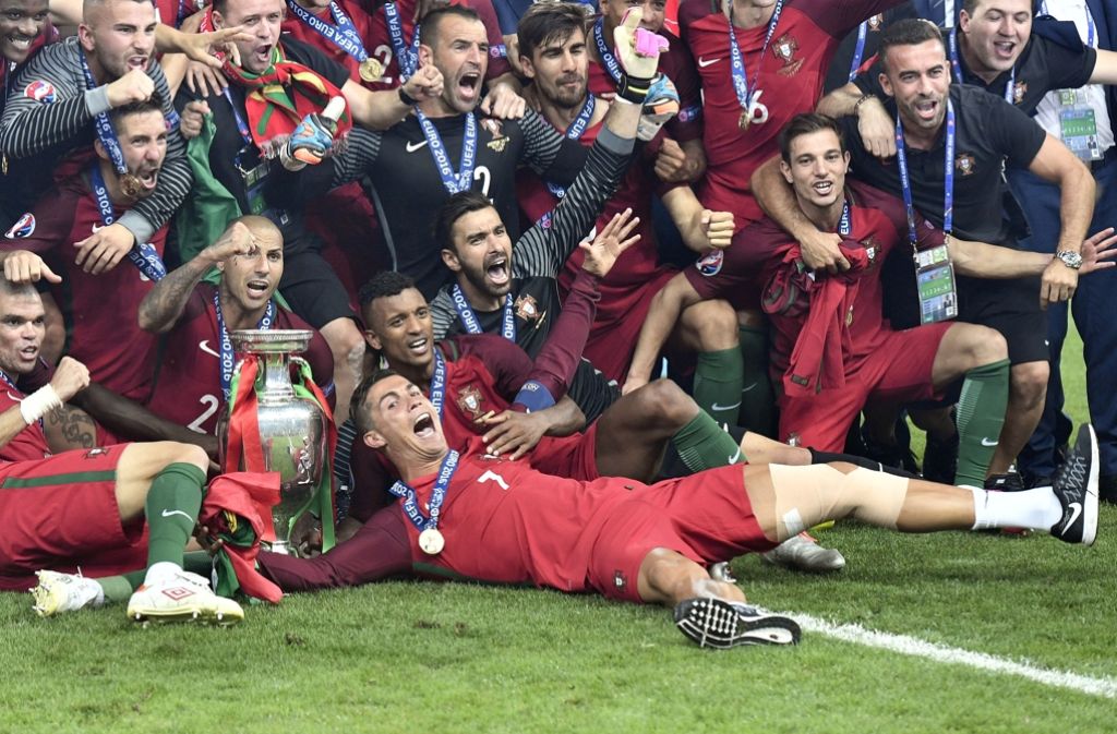 Tränen, Tore und der Titel – für Cristiano Ronaldo war das EM-Endspiel eine Achterbahn der Gefühle. Foto: AP