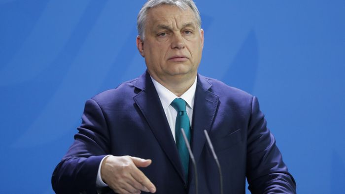 Viktor Orbán ist mal folgsam