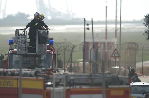 Rettungskräfte am internationalen Flughafen von Malta. Foto: AFP