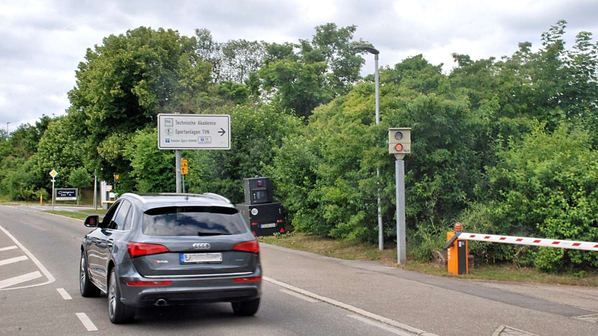 Verkehrsüberwachung in Ostfildern: Blitzersäule ersetzt alten „Starenkasten“