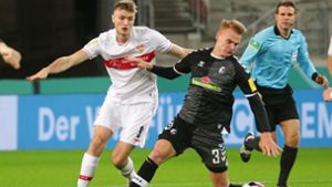 Sasa Kalajdzic trifft für den VfB – und zeigt sich im Nachgang gut gelaunt. Foto: Pressefoto Baumann
