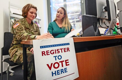 Eine US-Soldatin im Wahlhilfebüro der US-Standortverwaltung in der Böblinger Panzerkaserne. Foto: factum/Granville