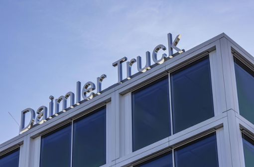 Beim  Nutzfahrzeug-Konzern Daimler Truck läuft es derzeit prächtig. Foto: imago images//Arnulf Hettrich