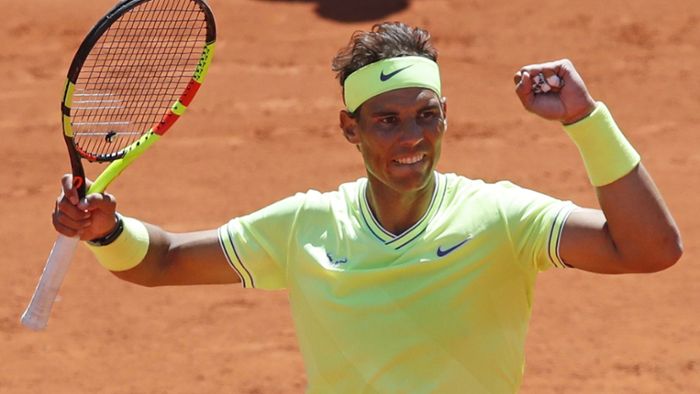 Rafael Nadal deklassiert Roger Federer und steht im Finale