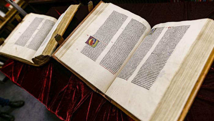 557 Jahre alte Bibel für eine Million Euro versteigert