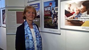 Gudrun Kruiphat die Ausstellung  erweitert und die Verbindung  zu Elly Heuss-Knapp hergestellt Foto: Elke Rutschmann