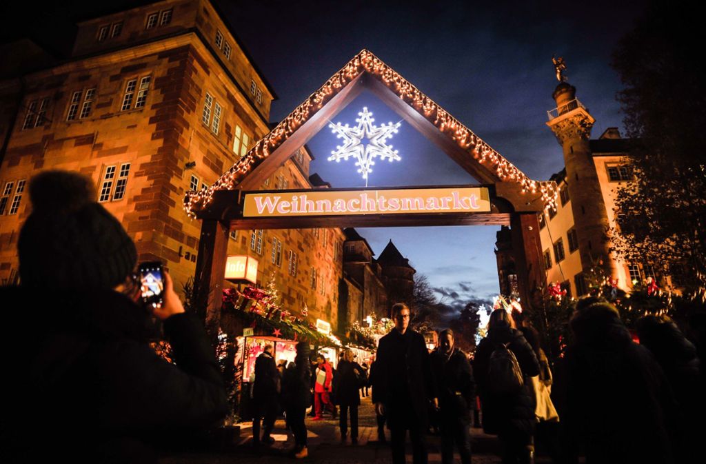 Das Tor zum Stuttgarter Weihnachtsmarkt.