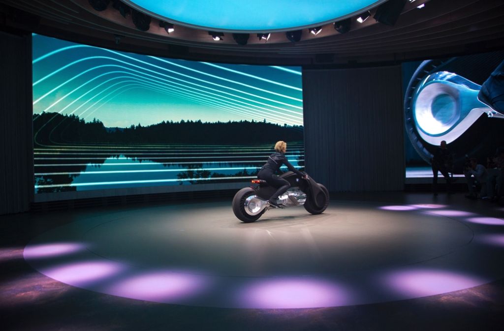 BMW hat das futuristische Motorrad in Santa Monica in Kalifornien vorgestellt.