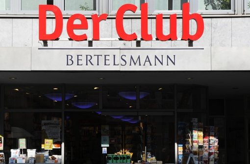 Der Medienriese Bertelsmann beendet eine Ära und schließt bis Ende 2015 das gesamte deutschsprachige Buchclub-Geschäft.  Foto: dpa