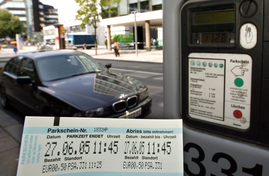 In Stuttgart sind die meisten Parkplätze bereits kostenpflichtig, die Stadt Ludwigsburg will diesem Beispiel folgen. Foto: dpa