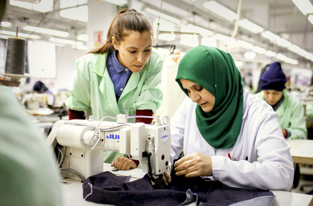 Bei der tunesischen Firma Sartex werden Frauen zu Näherinnen ausgebildet.