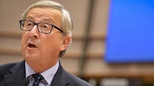 Misstrauensantrag gegen Junckers Kommission