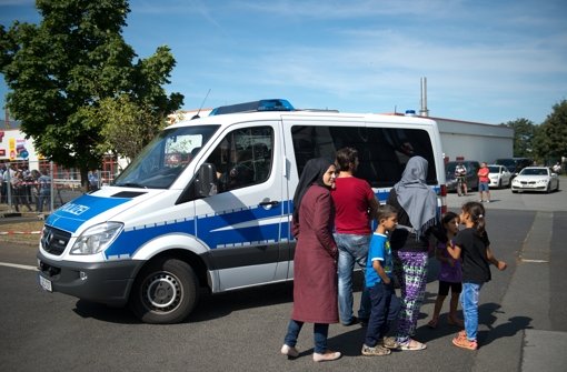 Aufgrund eines polizeilichen Notstands hat das Landratsamt Sächsische Schweiz-Osterzgebirge für das kommende Wochenende ein Versammlungsverbot erlassen.. Foto: dpa