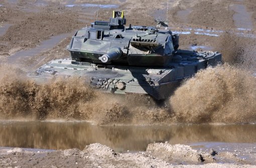 Export-Schlager Leopard 2 im Übungsgefecht Foto: dpa