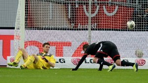 Der VfB Stuttgart hat auch in Leverkusen eine 1:2-Niederlage hinnehmen müssen. Die Bilder vom Spiel gibt es in unserer Fotostrecke. Foto: Bongarts