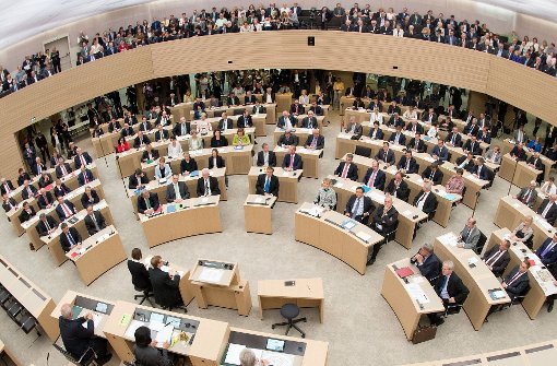 Die Bundesversammlung besteht zur Hälfte aus den Bundestagsabgeordneten und zur anderen Hälfte aus eigens gewählten Abgesandten der 16 Länderparlamente. Foto: dpa
