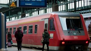 Der Landestarif für alle Züge in Baden-Württemberg und bestimmte Busse udn Stadtbahnen kommt im Dezember 2018 Foto: dpa