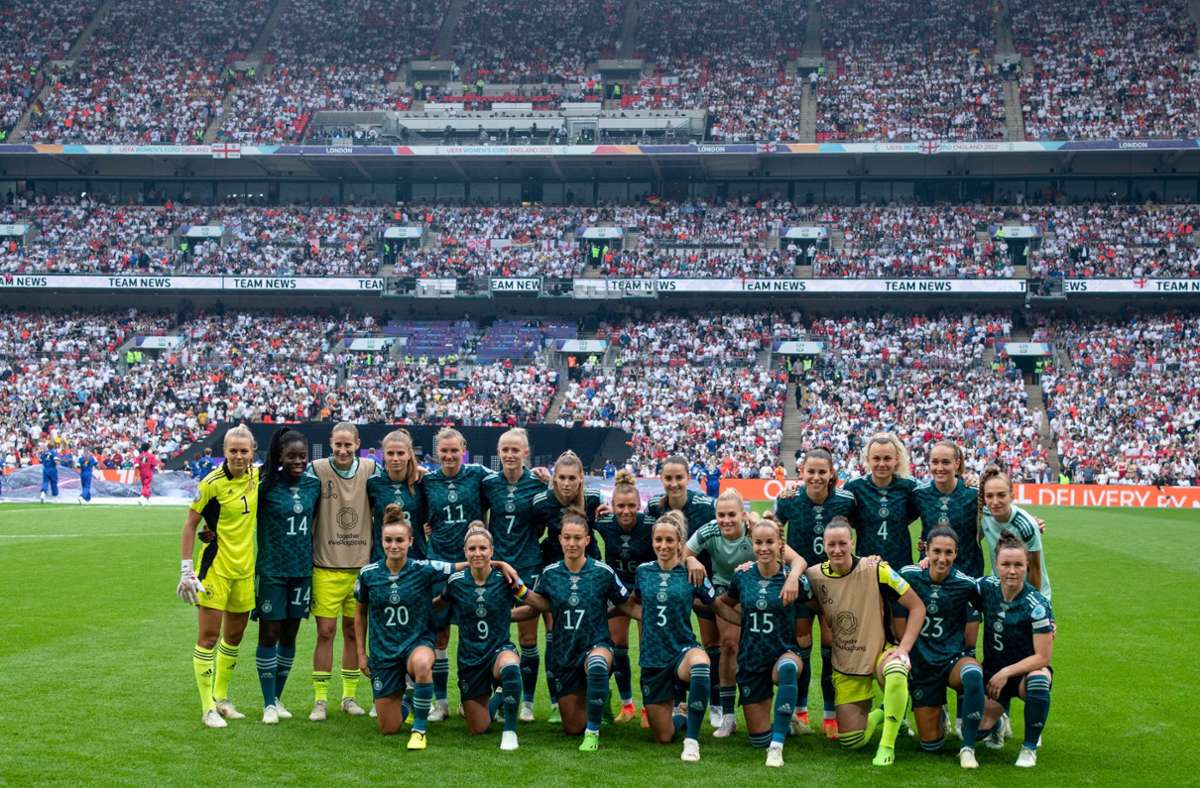 Die Mannschaft, die sich im EM-Finale England knapp geschlagen geben musste. In unserer Bildergalerie stellen wir die deutschen Bundesligastars kurz vor.