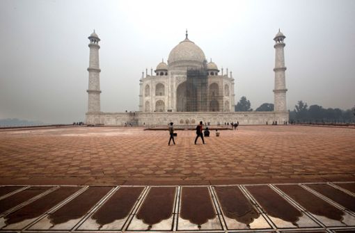 Das Monument hatte ein Mughal-Herrscher im 17. Jahrhundert für seine Lieblingsfrau bauen lassen. Foto: dpa/Manish Swarup