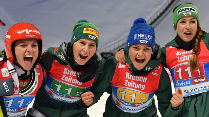 Deutsche Skisprung-Frauen holen Gold