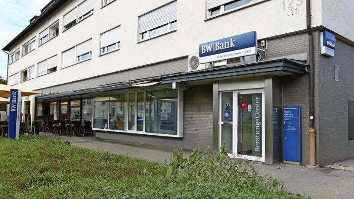 BW-Bank setzt wieder auf Schalterservice